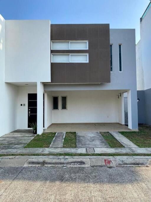 Victoria'S Beach House Heroica Heroica Alvarado Exterior foto
